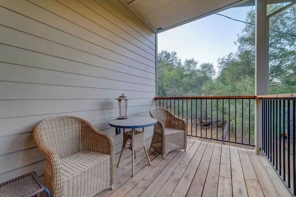 Photo of Outdoor in Mariposa