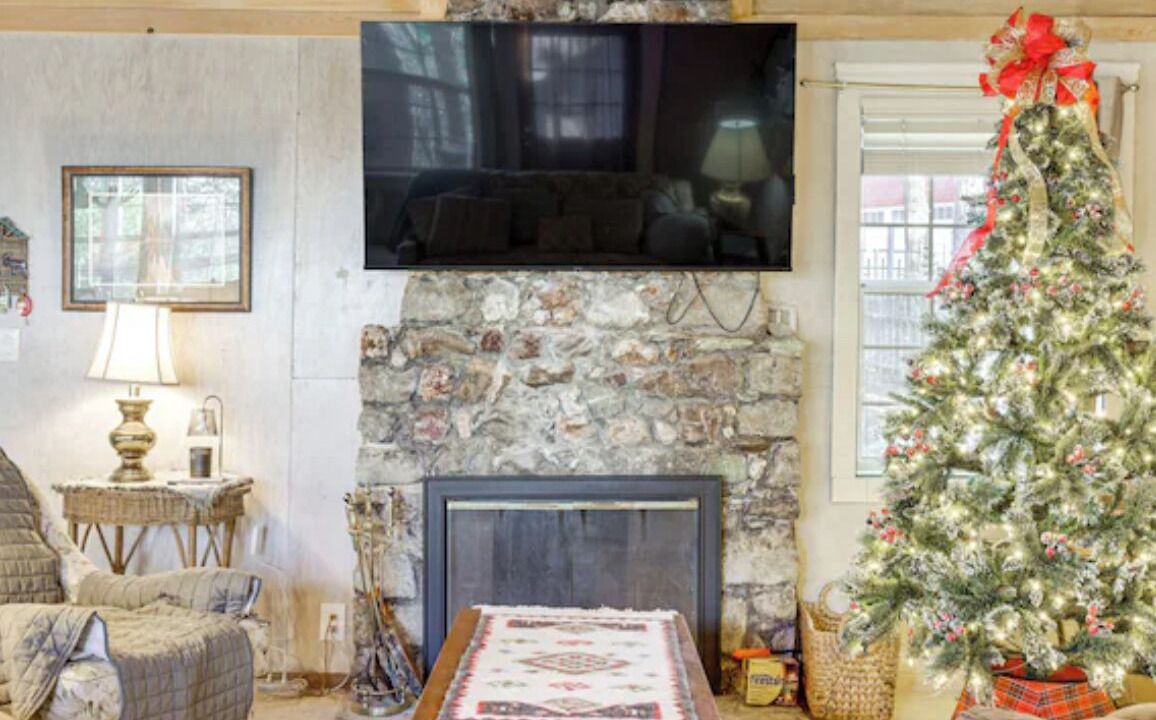 Photo of Livingroom in Twain Harte