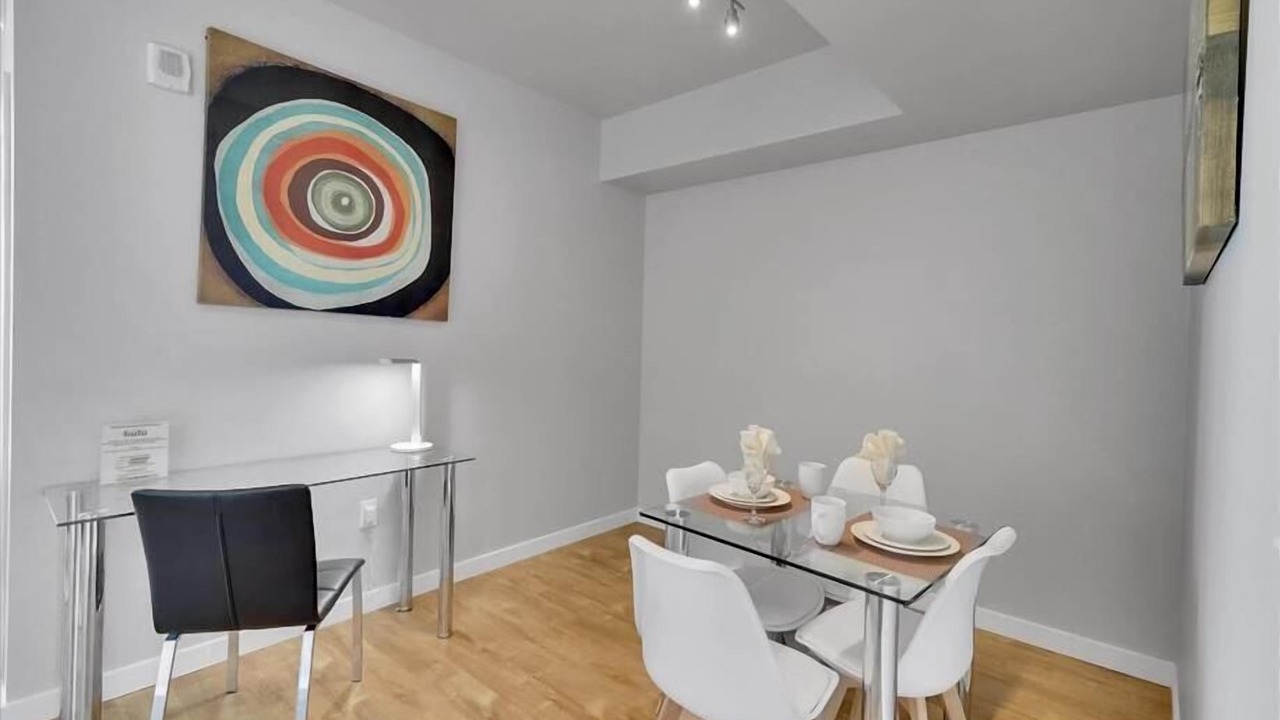 Photo of Bedroom in Downtown San Jose