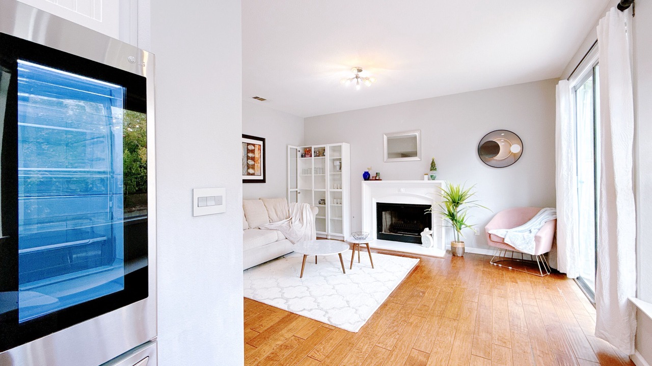 Photo of Livingroom in North San Jose