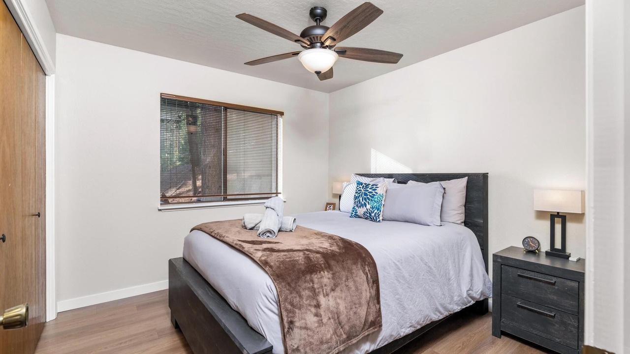 Photo of Bedroom in Cold Springs