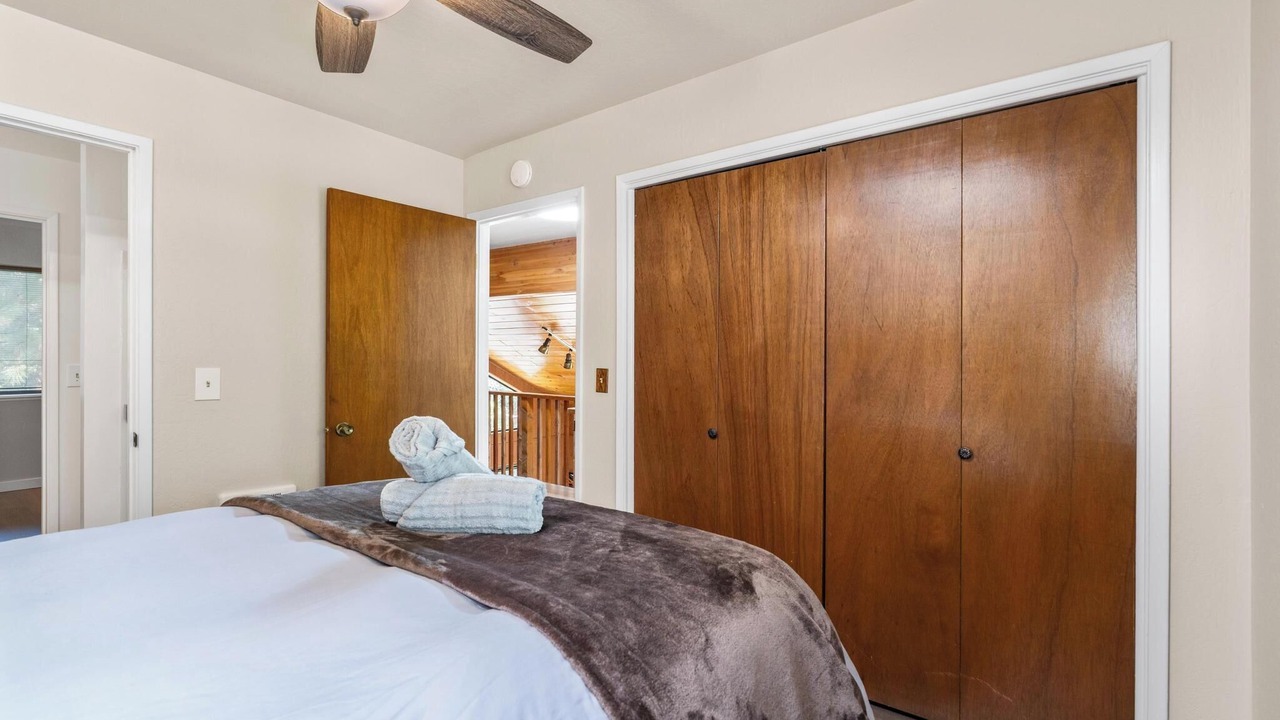 Photo of Bedroom in Cold Springs