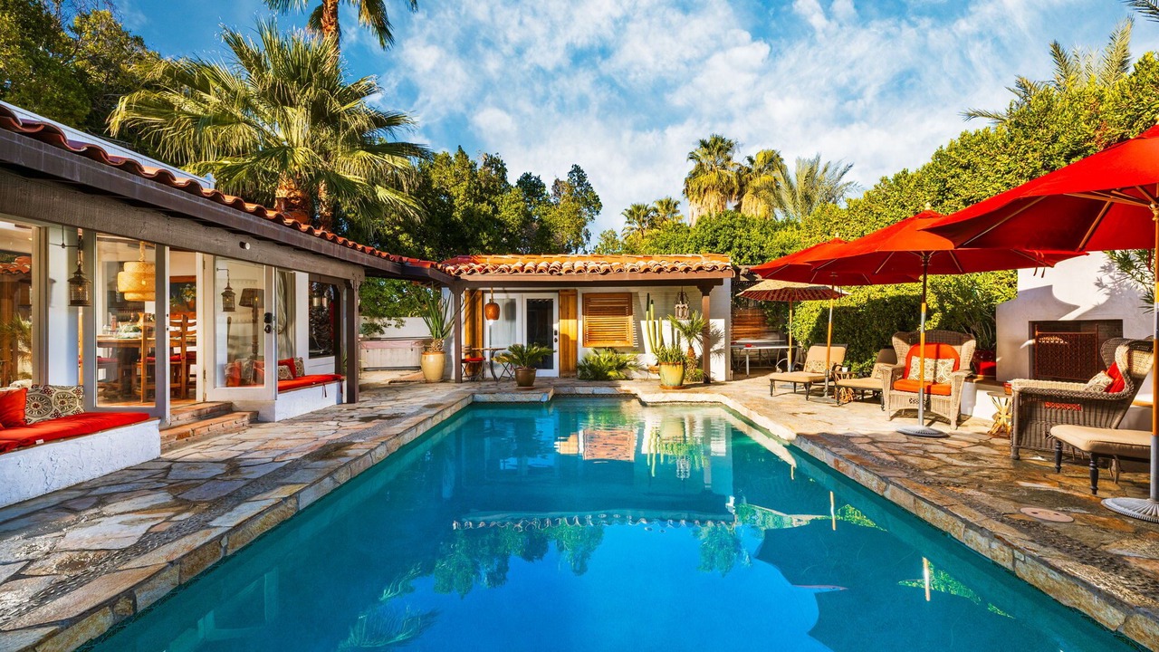 Photo of Outdoor in Warm Sands