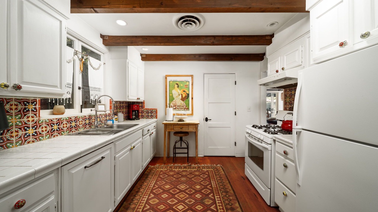 Photo of Kitchen in Warm Sands