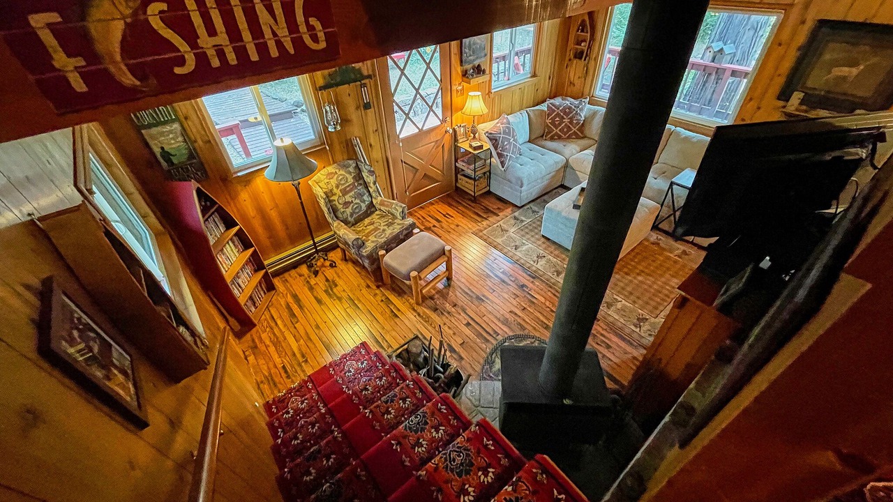 Photo of Livingroom in Mi-Wuk Village