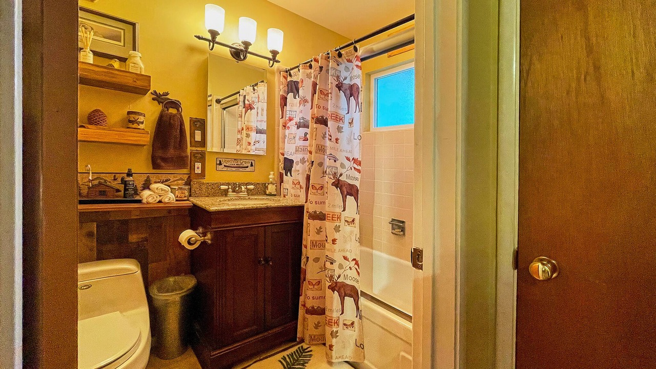 Photo of Bathroom in Mi-Wuk Village