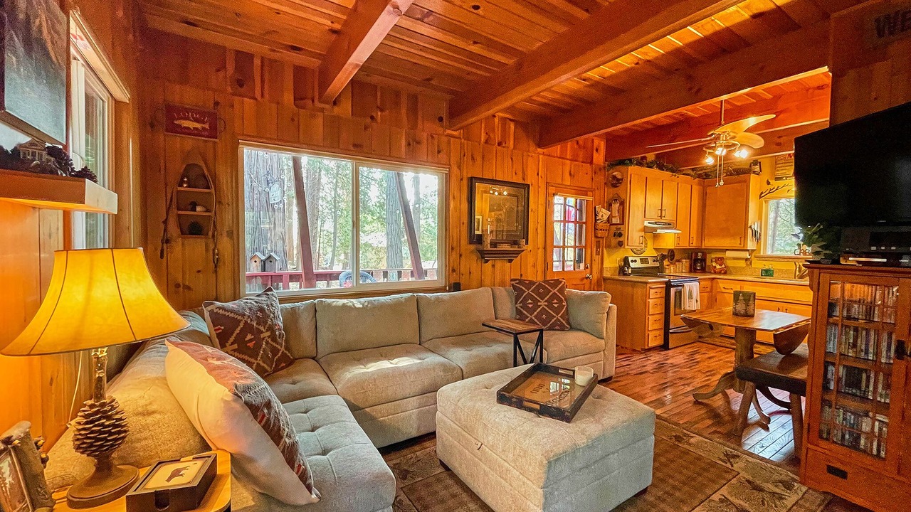 Photo of Livingroom in Mi-Wuk Village