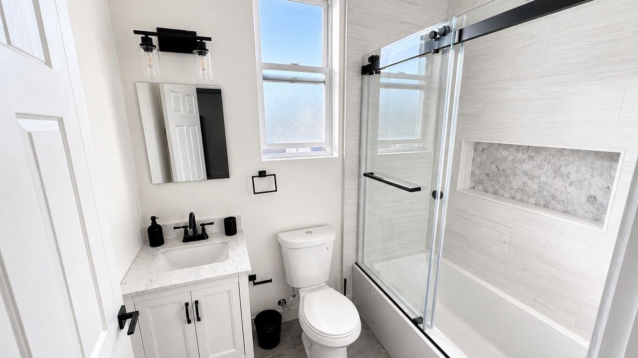 Photo of Bathroom in North Hollywood