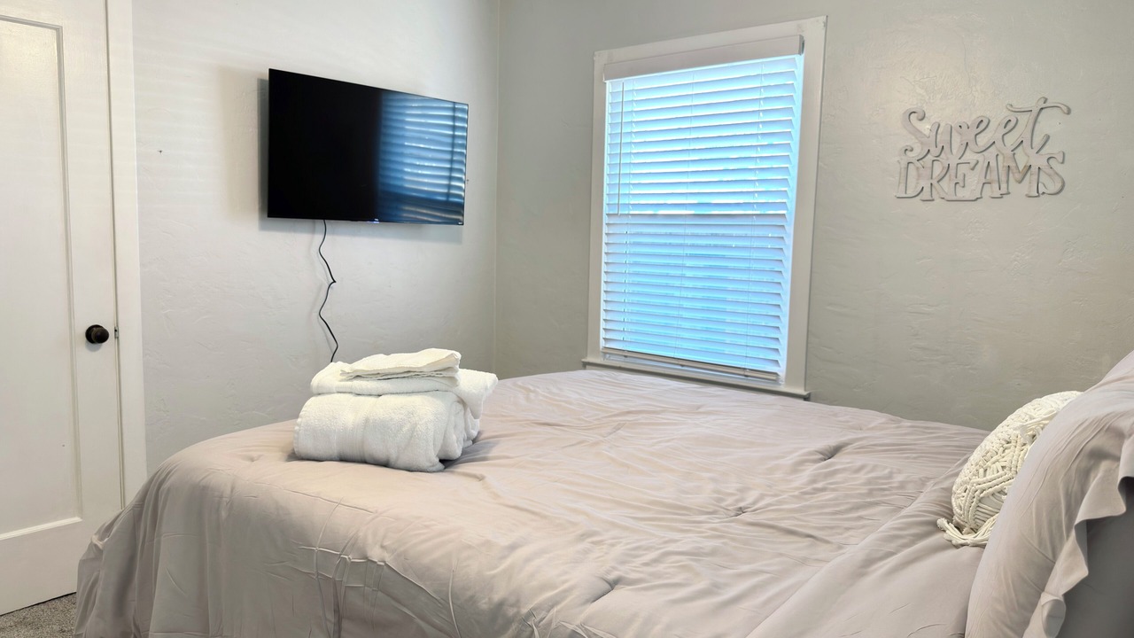 Photo of Bedroom in Hanford