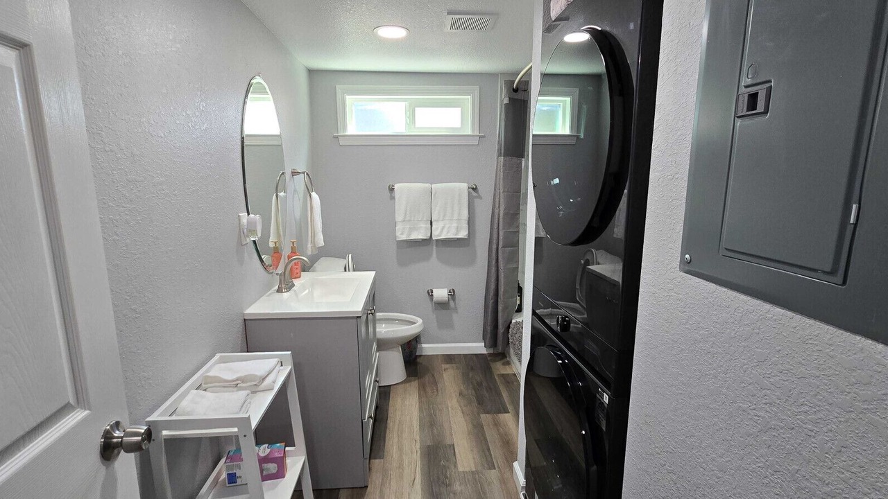 Photo of Bathroom in Merced County