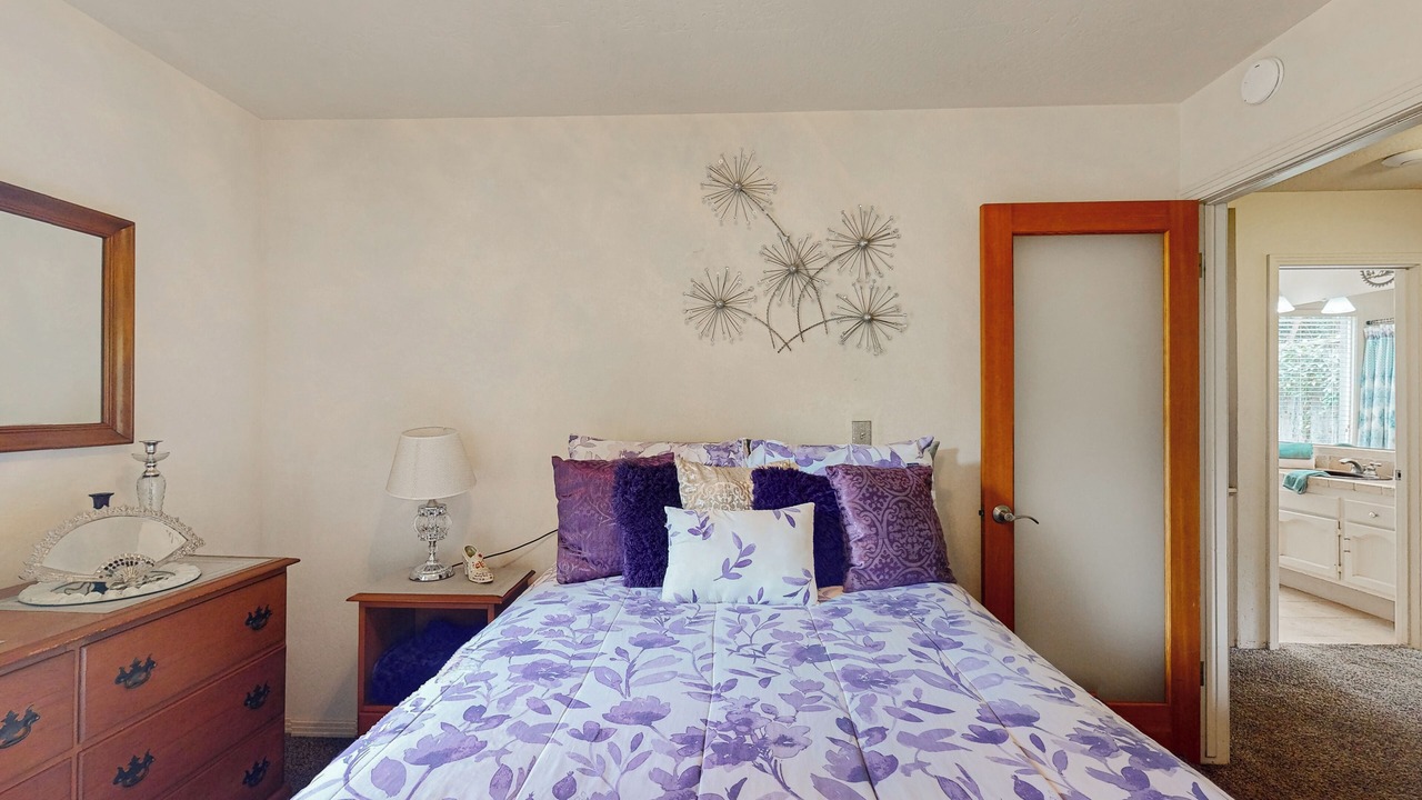 Photo of Bedroom in Three Rivers