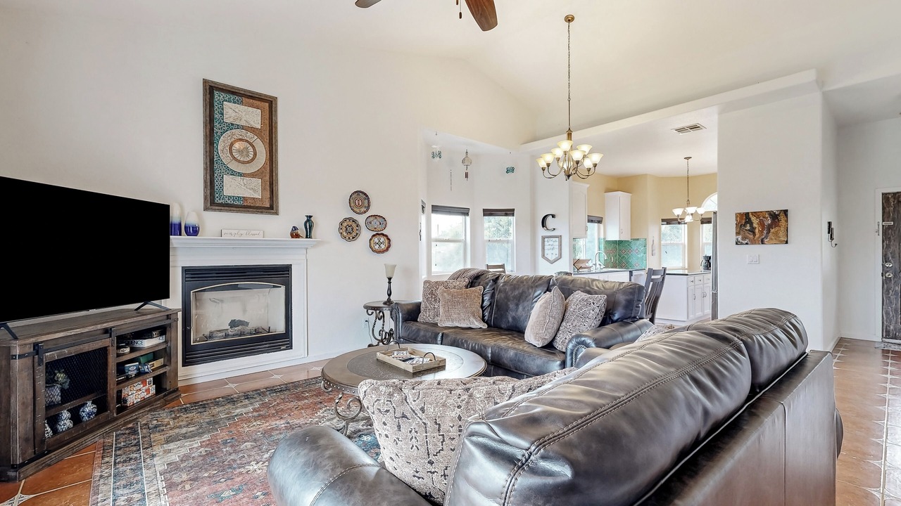 Photo of Livingroom in Copperopolis