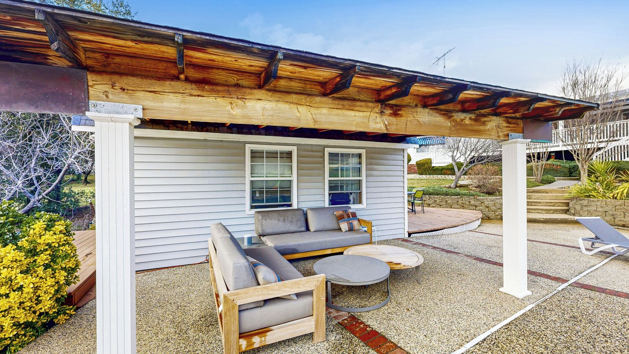 Photo of Patio Balcony in Vallecito
