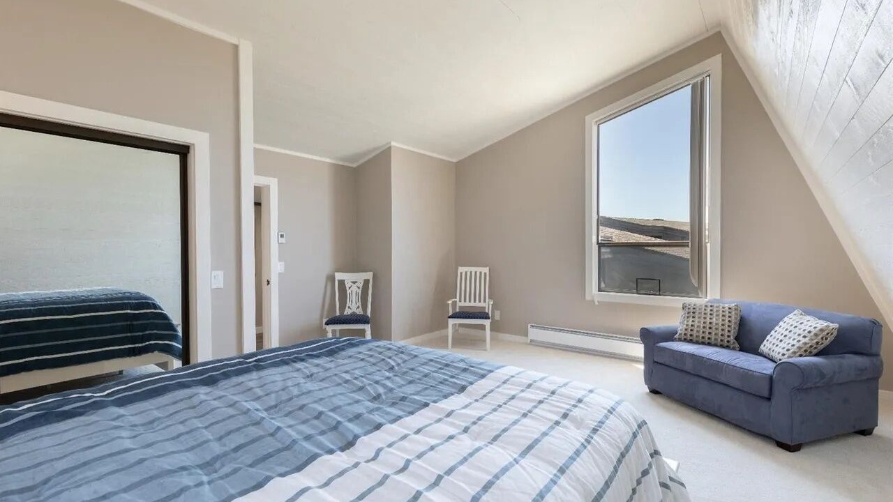 Photo of Bedroom in Bodega Bay