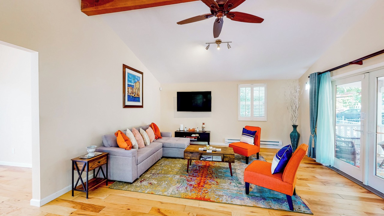Photo of Livingroom in San Rafael
