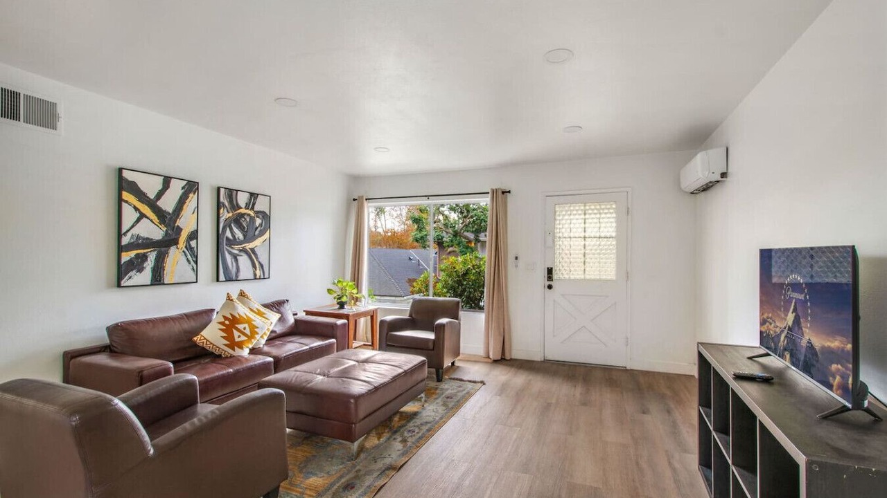 Photo of Livingroom in Santa Ana Heights