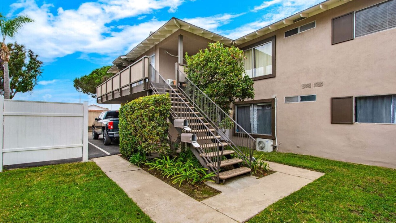 Photo of Outdoor in Santa Ana Heights