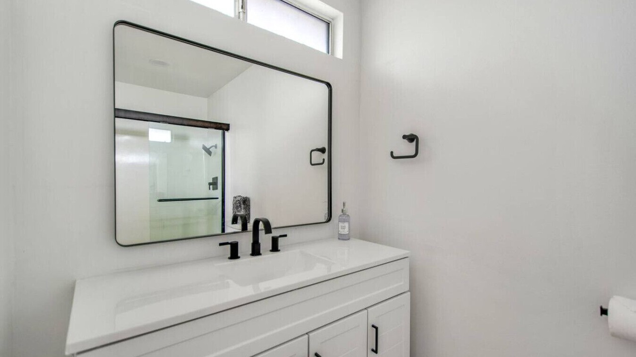 Photo of Bathroom in Santa Ana Heights