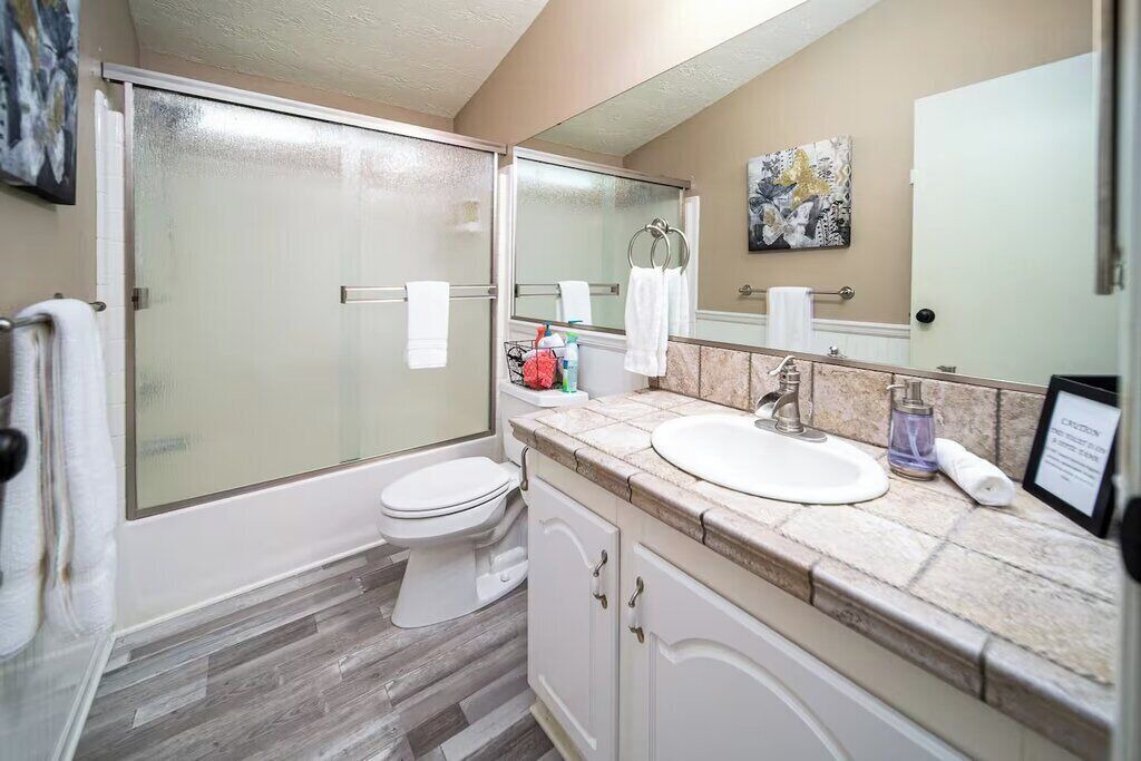 Photo of Bathroom in Mariposa