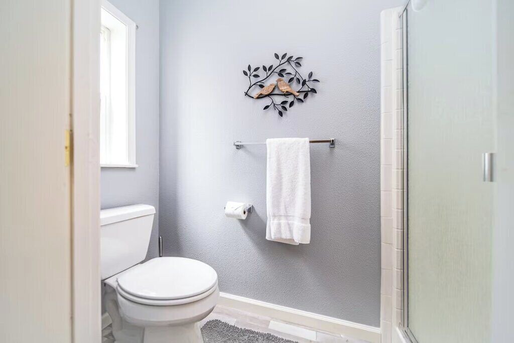 Photo of Bathroom in Mariposa