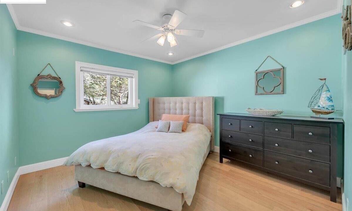 Photo of Bedroom in Groveland