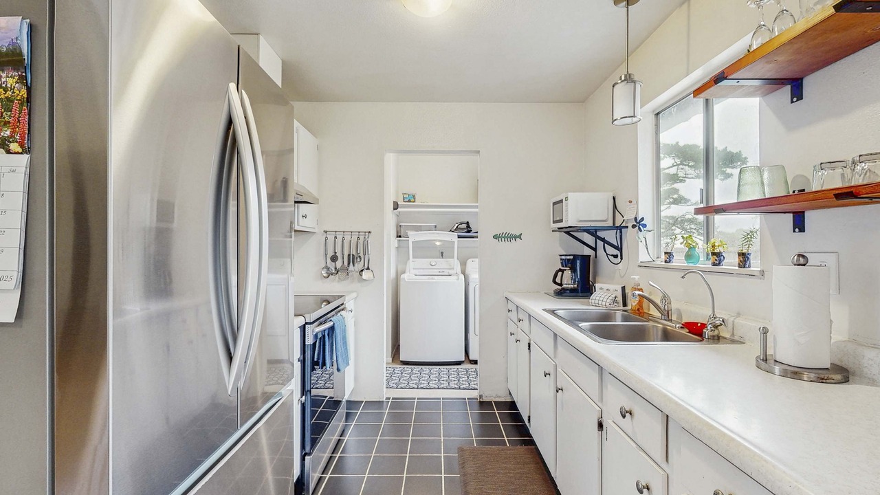 Photo of Kitchen in Fort Bragg