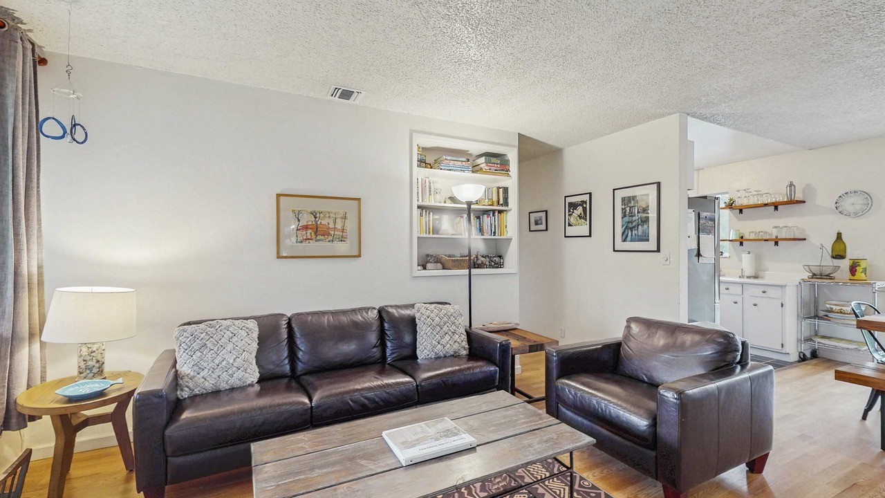 Photo of Livingroom in Fort Bragg