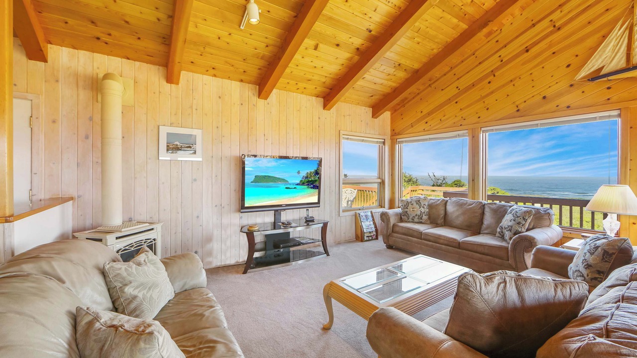 Photo of Livingroom in Fort Bragg