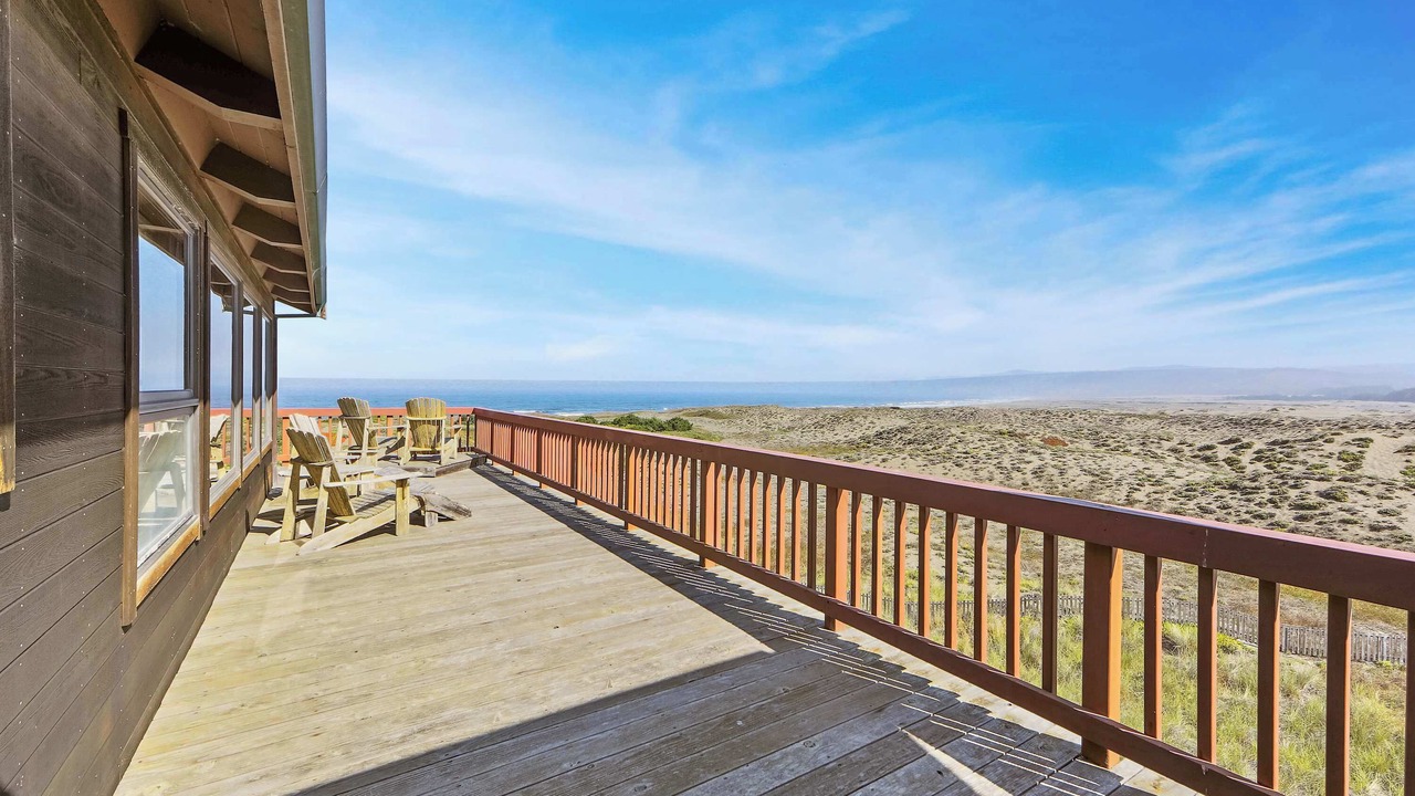Photo of Patio Balcony in Fort Bragg