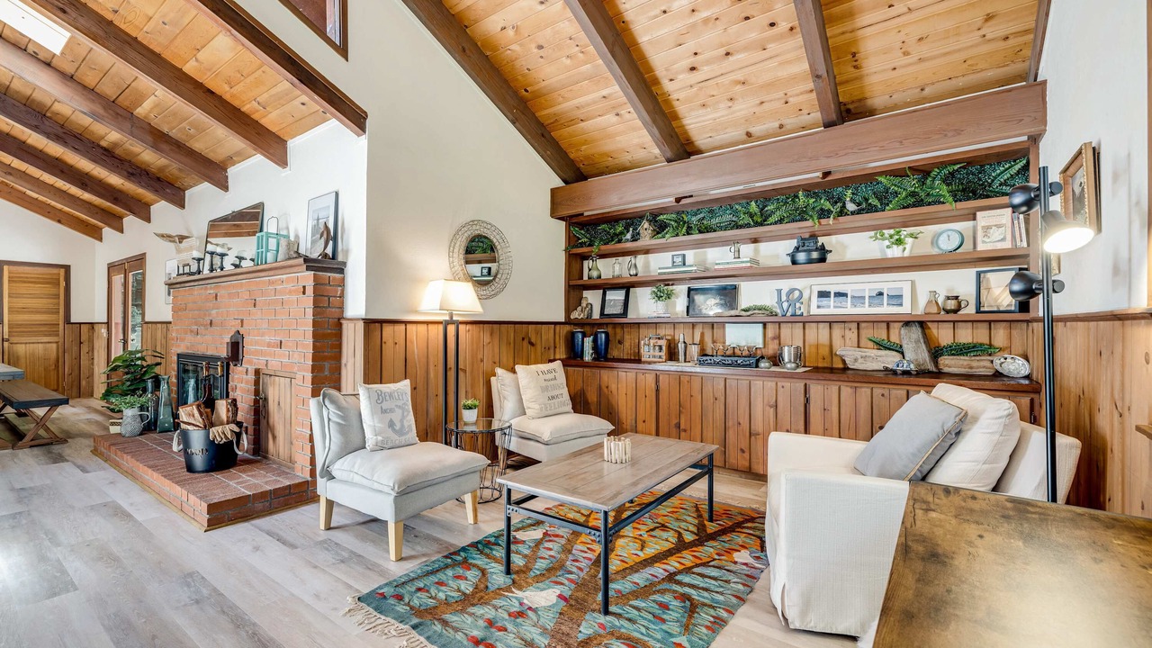 Photo of Livingroom in Mendocino