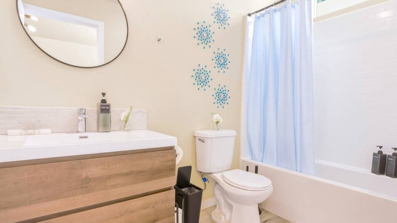 Photo of Bathroom in North Hills East