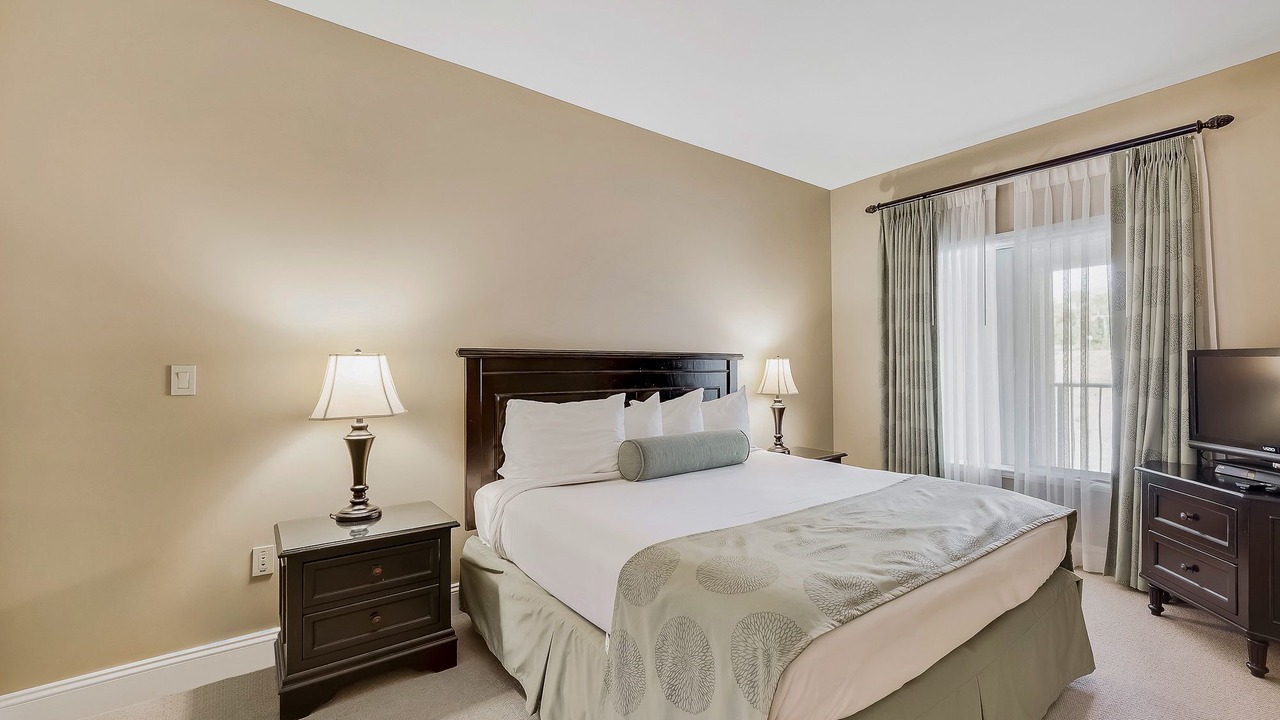 Photo of Bedroom in Lake Las Vegas