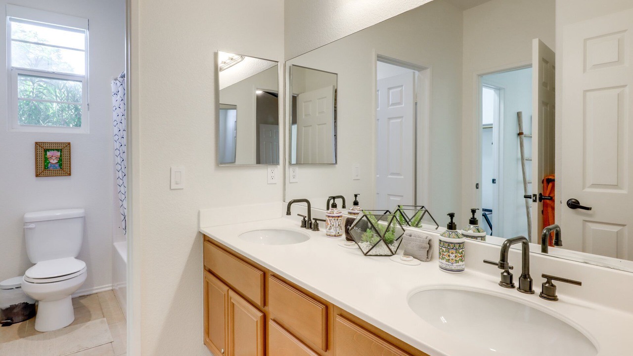 Photo of Bathroom in Terra Lago