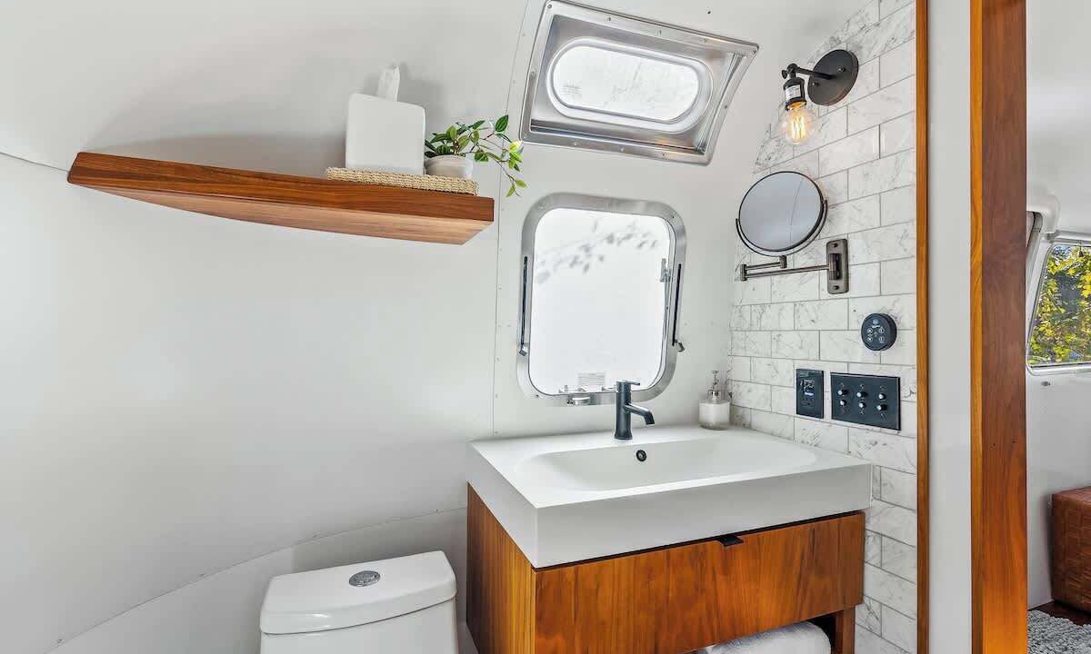 Photo of Bathroom in Coulterville