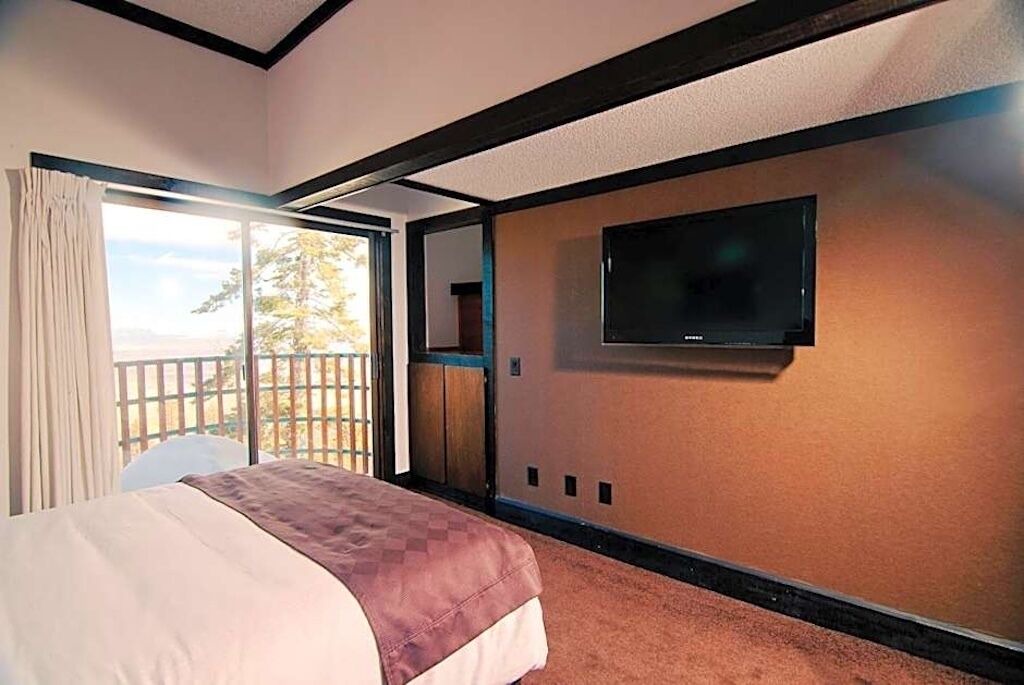 Photo of Bedroom in Tahoe Village