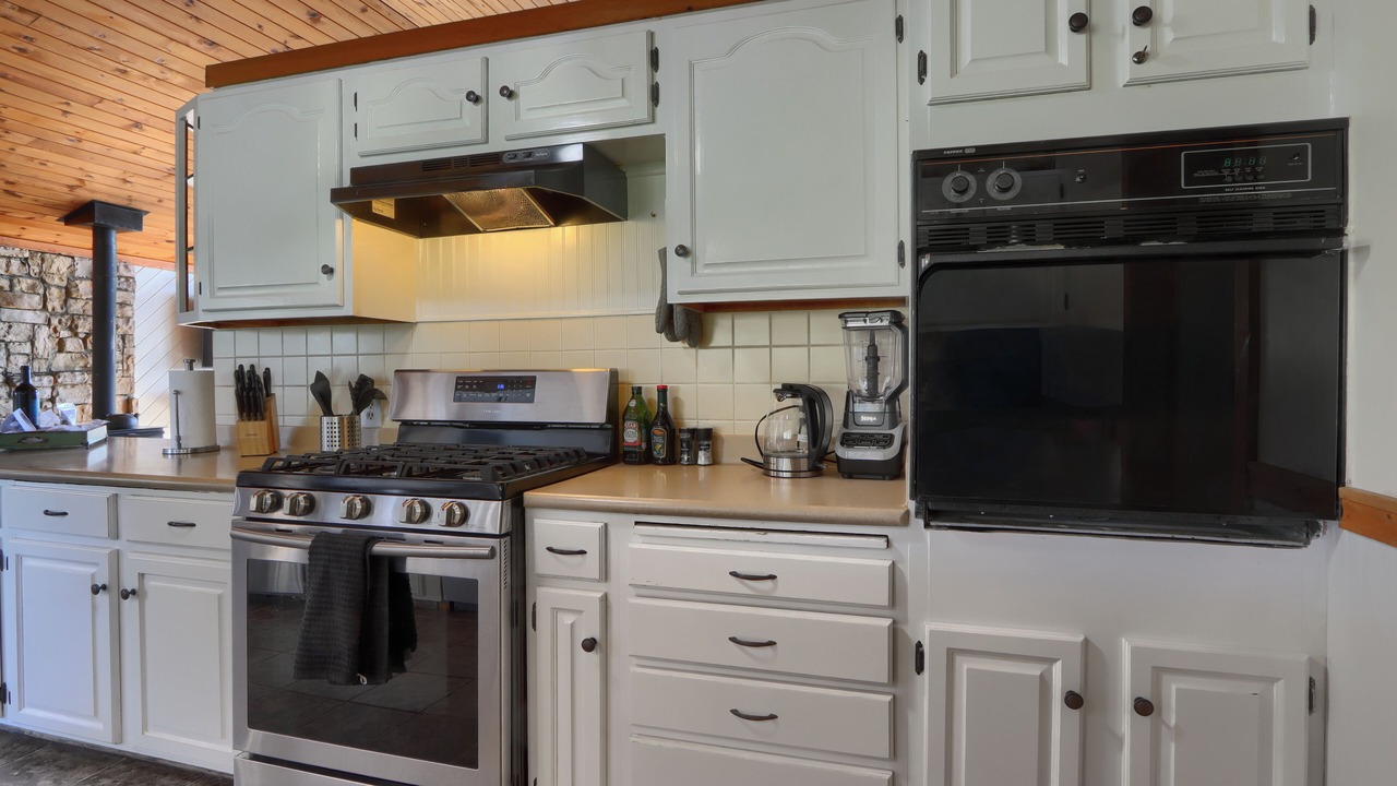 Photo of Kitchen in Yosemite Lakes