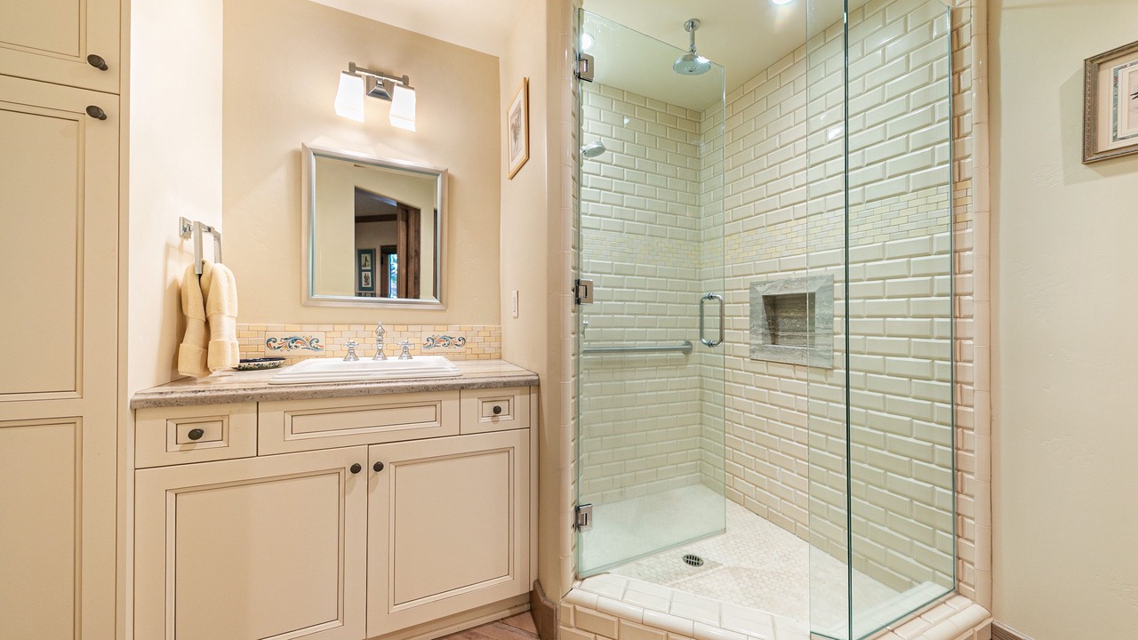 Photo of Bathroom in Tahoma
