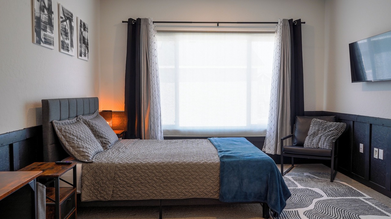 Photo of Bedroom in Hanford