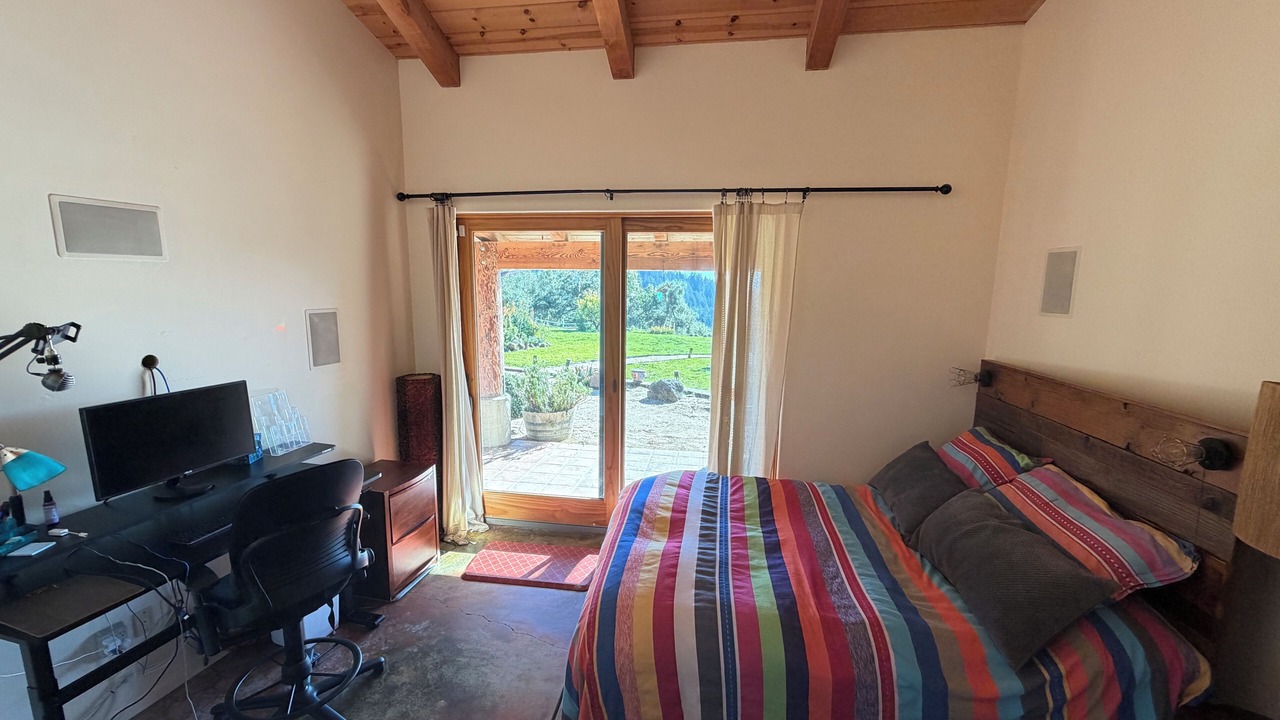 Photo of Bedroom in La Selva Beach