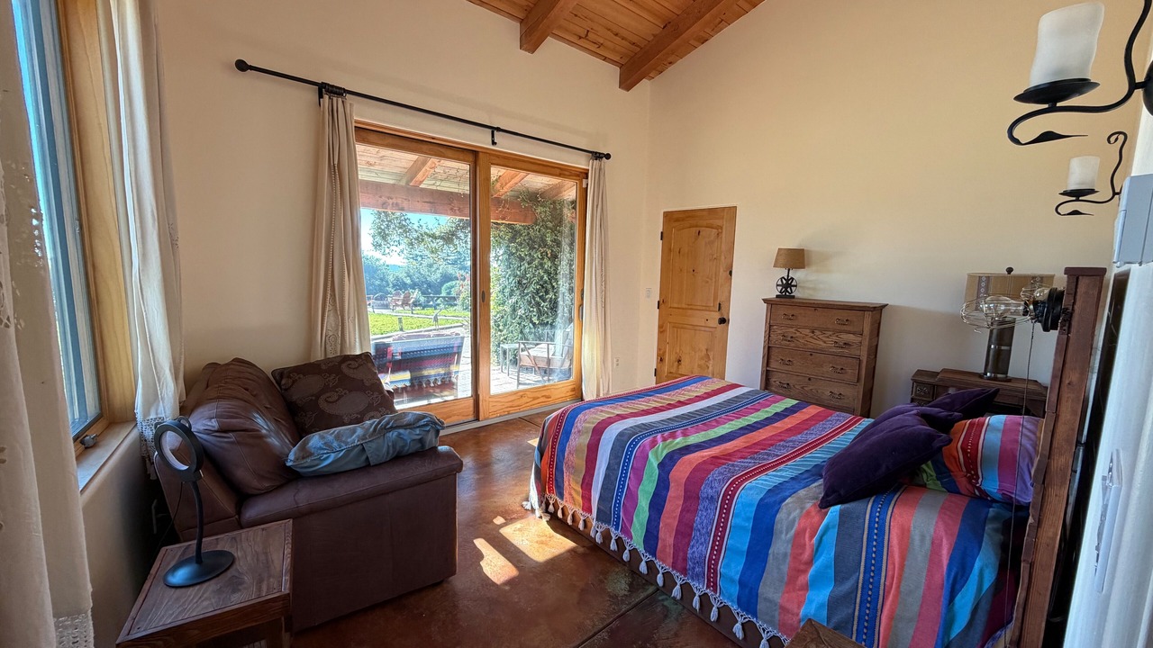 Photo of Bedroom in La Selva Beach