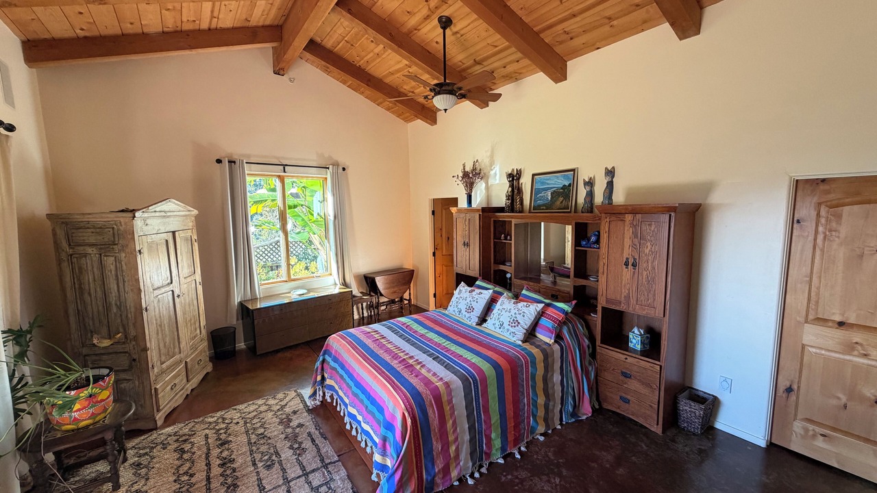 Photo of Bedroom in La Selva Beach