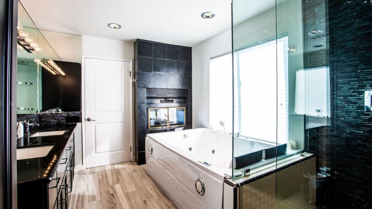 Photo of Bathroom in Nichols Canyon