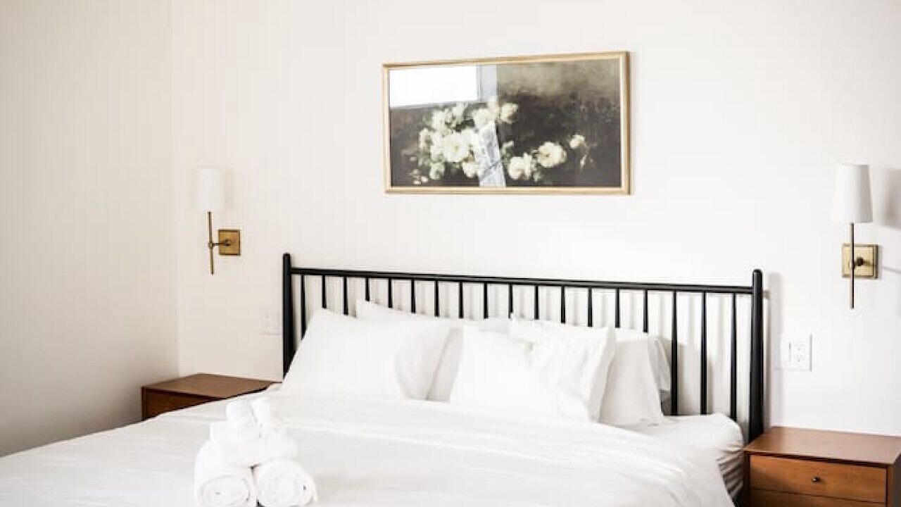 Photo of Bedroom in Riviera - Westchester