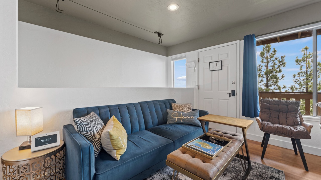 Photo of Livingroom in Tahoe Village