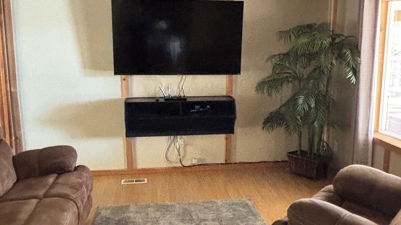 Photo of Livingroom in Mono County