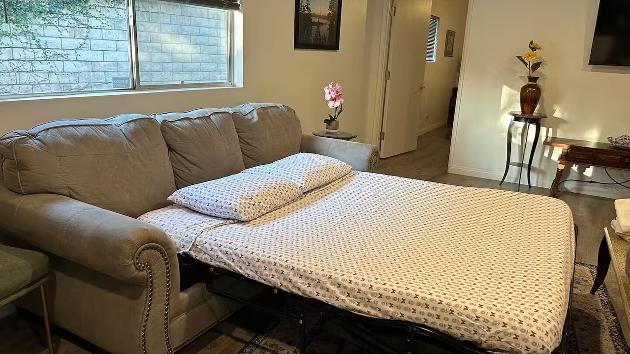 Photo of Bedroom in Northridge