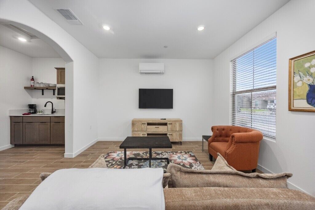 Photo of Livingroom in Pumpkin Center
