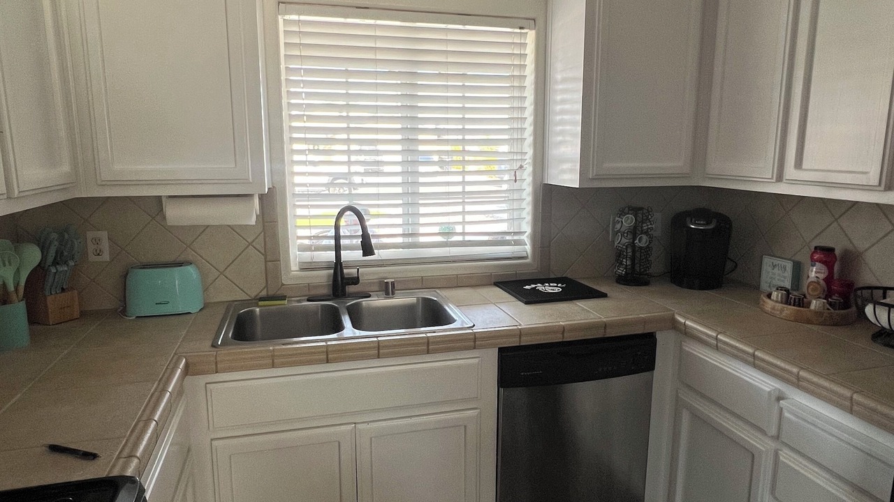 Photo of Kitchen in Ridgecrest