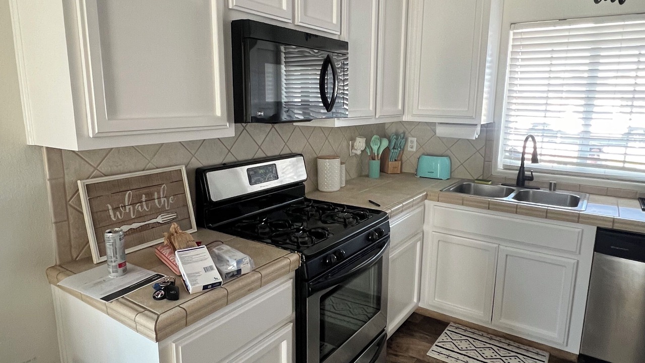 Photo of Kitchen in Ridgecrest