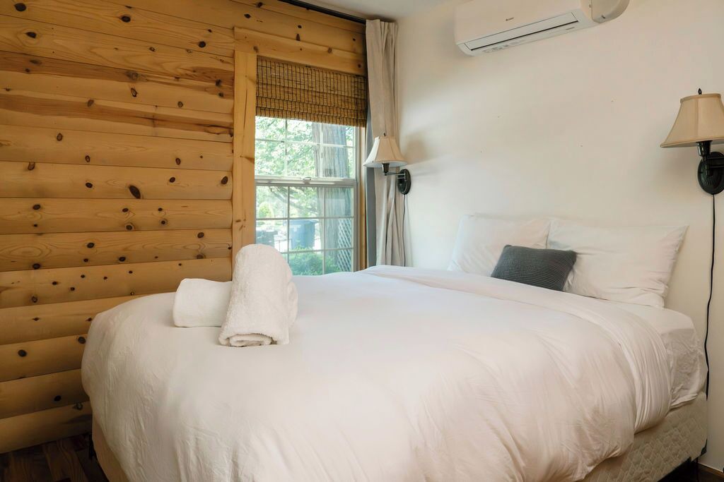 Photo of Bedroom in Bass Lake